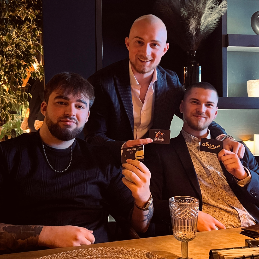 Споделяне на контакти